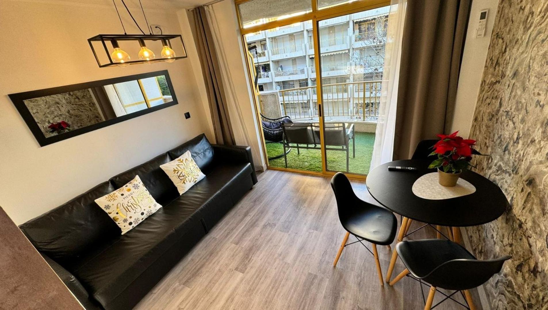 Inter2: New Self-check-in With Garage Apartment Salou
