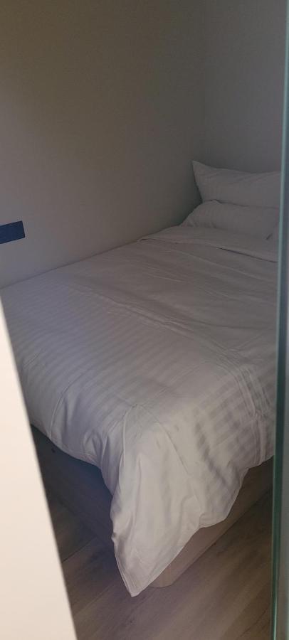 A Estrenar Preciosos Inter2, New Ln 12 Months Open! Self Check In! Reserva Garaje! Apartament Salou