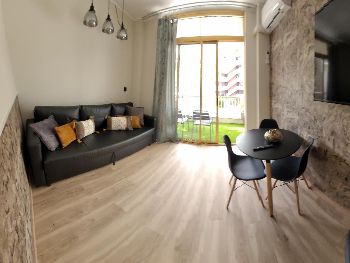 A Estrenar Preciosos Inter2, New Ln 12 Months Open! Self Check In! Reserva Garaje! * Salou