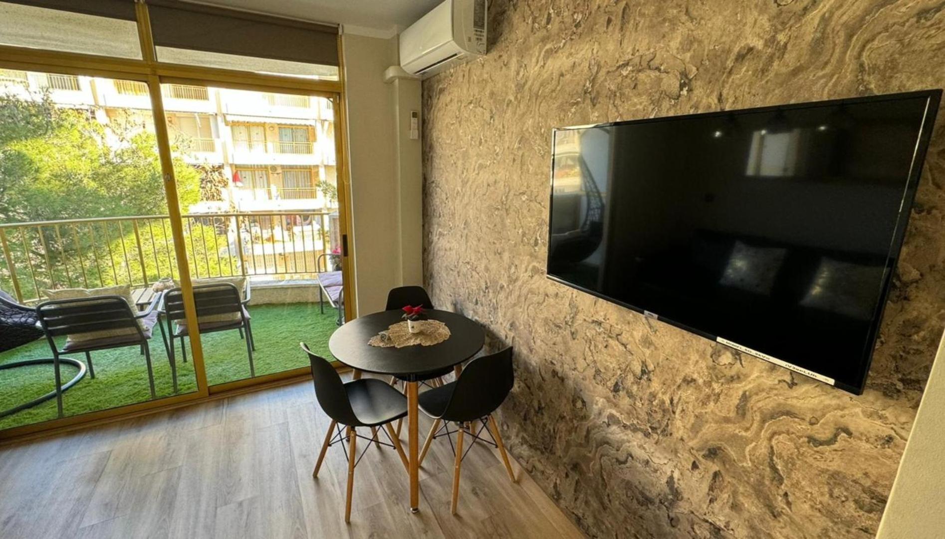 Apartament A Estrenar Preciosos Inter2, New Ln 12 Months Open! Self Check In! Reserva Garaje! *