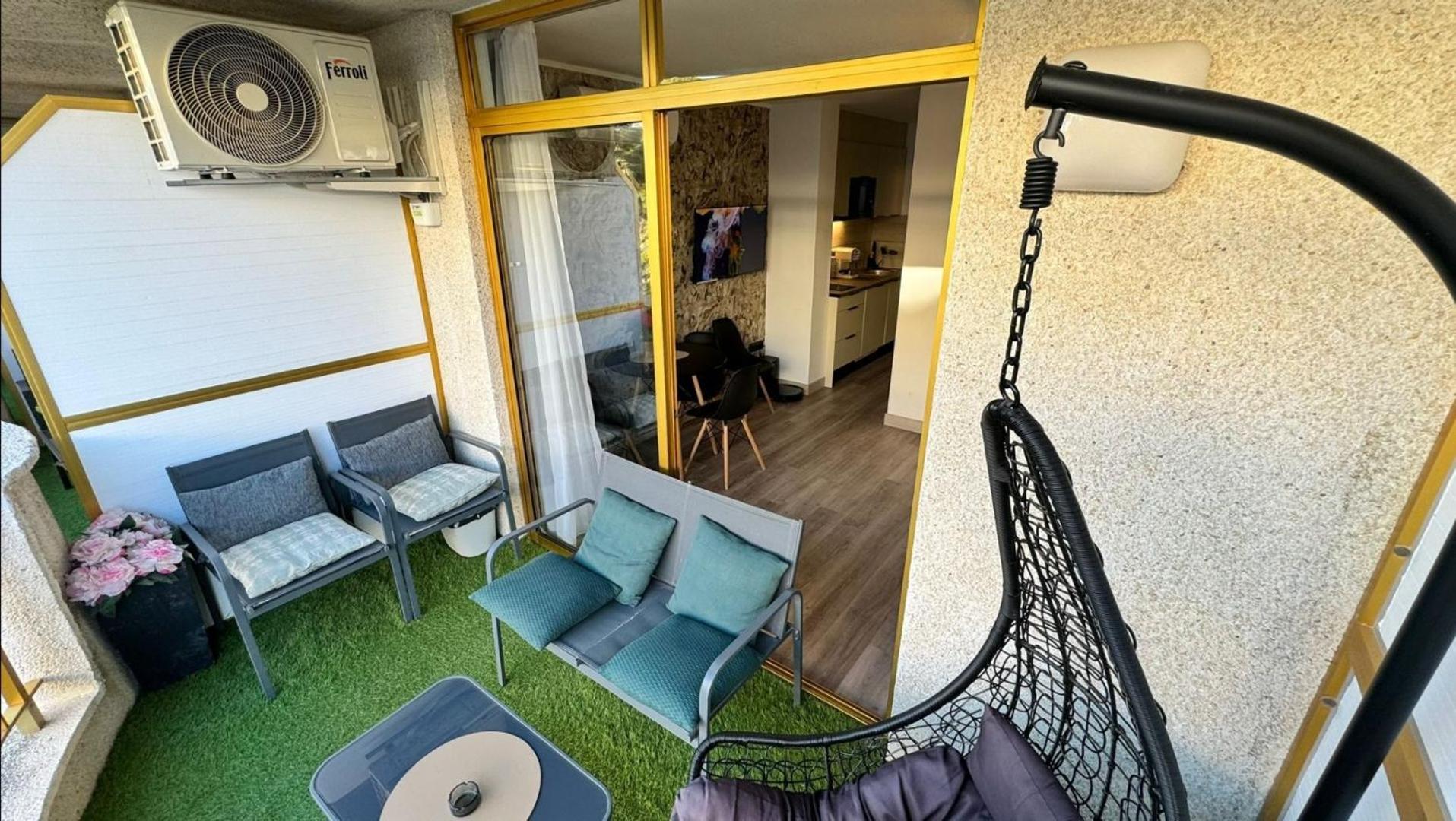 Inter2: New Self-check-in With Garage Apartment *